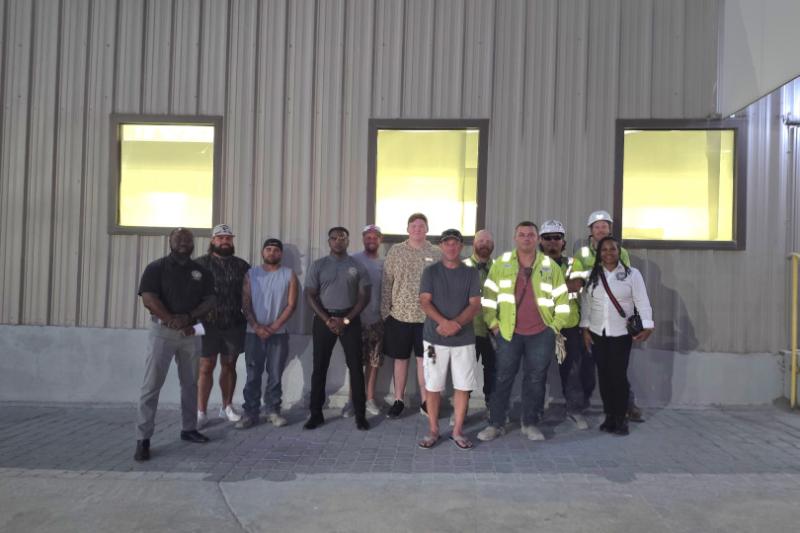 Texas Ash Grove Cement workers act fast to unionize